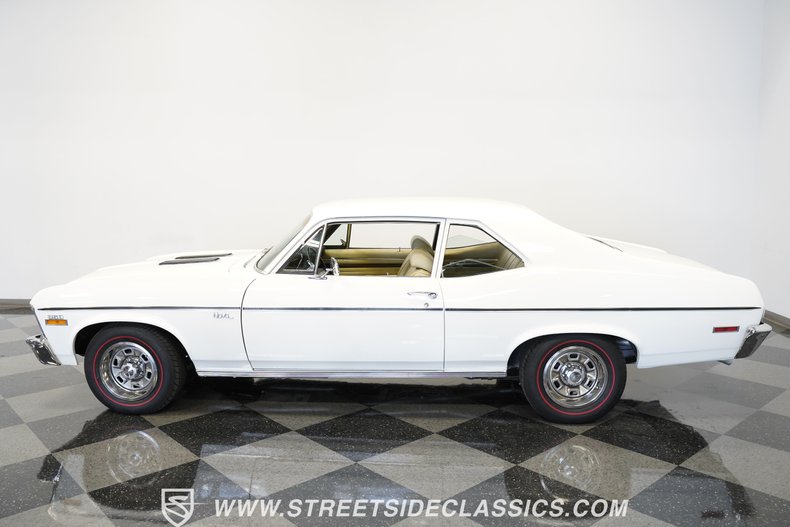 Unknown-Nova-1972-Antique-White-White-18