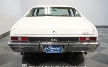 Unknown-Nova-1972-Antique-White-White-31