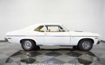 Unknown-Nova-1972-Antique-White-White-36
