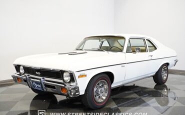 Unknown-Nova-1972-Antique-White-White