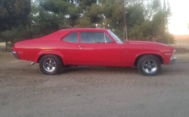 Unknown-Nova-1972-Red-5