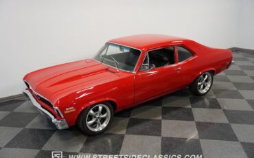 Unknown-Nova-1972-Red-Black-16