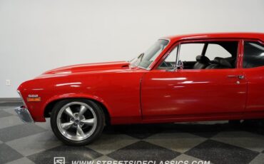Unknown-Nova-1972-Red-Black-20