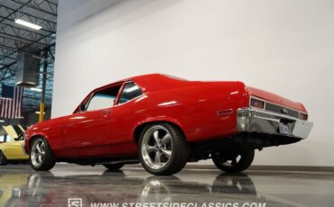 Unknown-Nova-1972-Red-Black-22