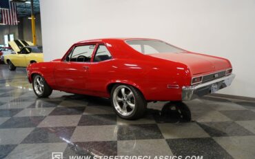 Unknown-Nova-1972-Red-Black-4