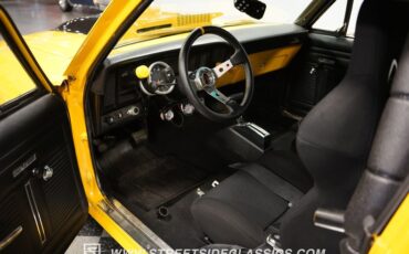 Unknown-Nova-1972-Yellow-Black-2