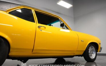 Unknown-Nova-1972-Yellow-Black-26