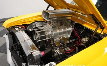 Unknown-Nova-1972-Yellow-Black-30
