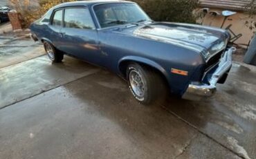 Unknown-Nova-1974-Blue-Black-3