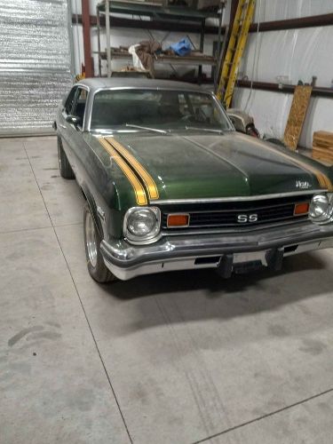 Unknown-Nova-1974-Green-Black-5