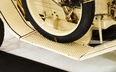 Unknown-Other-1907-Cream-Black-34
