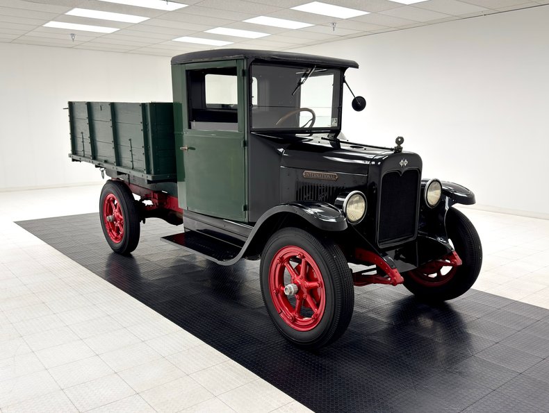 Unknown-Other-1930-Green-Black-19