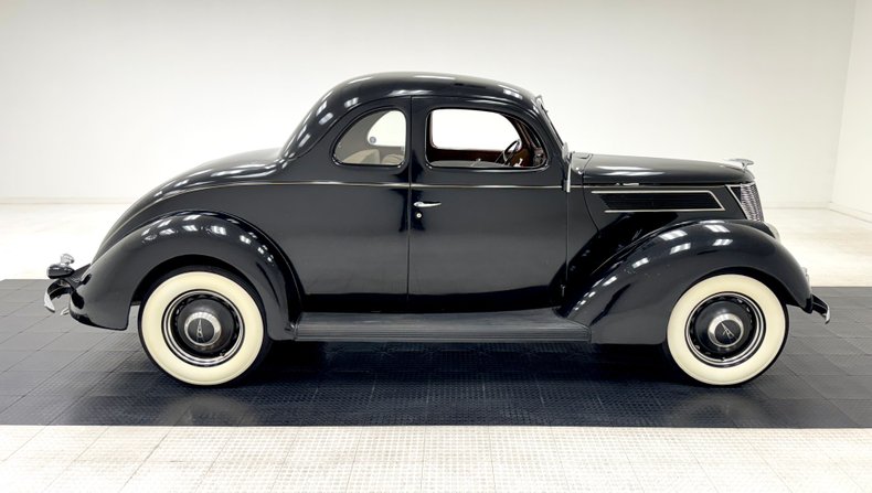 Unknown-Other-1937-Black-Camel-4