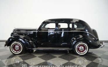 Unknown-Other-1938-Black-Beige-1