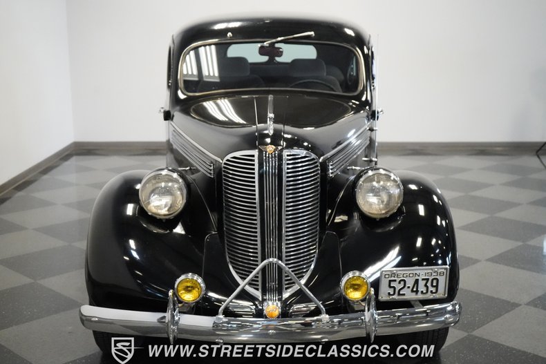 Unknown-Other-1938-Black-Beige-10