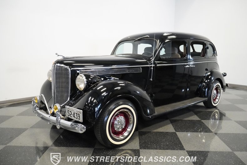 Unknown-Other-1938-Black-Beige-12