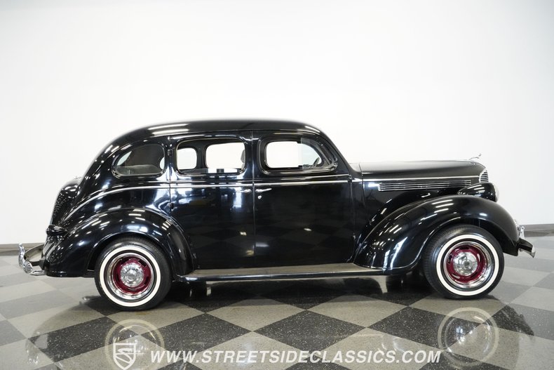 Unknown-Other-1938-Black-Beige-38