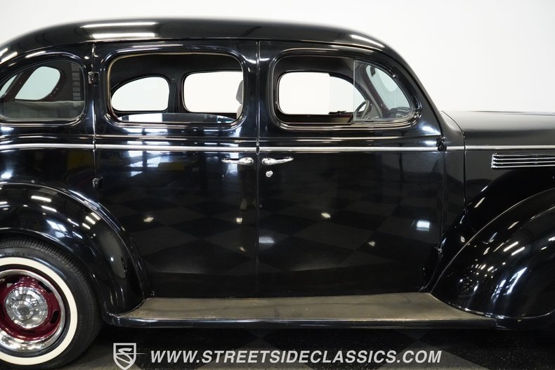 Unknown-Other-1938-Black-Beige-41