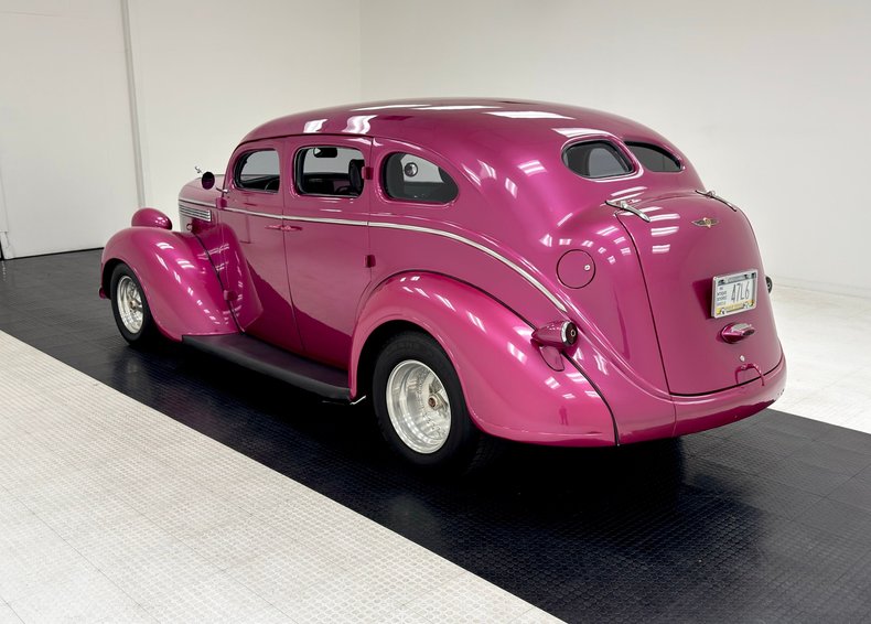 Unknown-Other-1938-Magenta-Gray-1