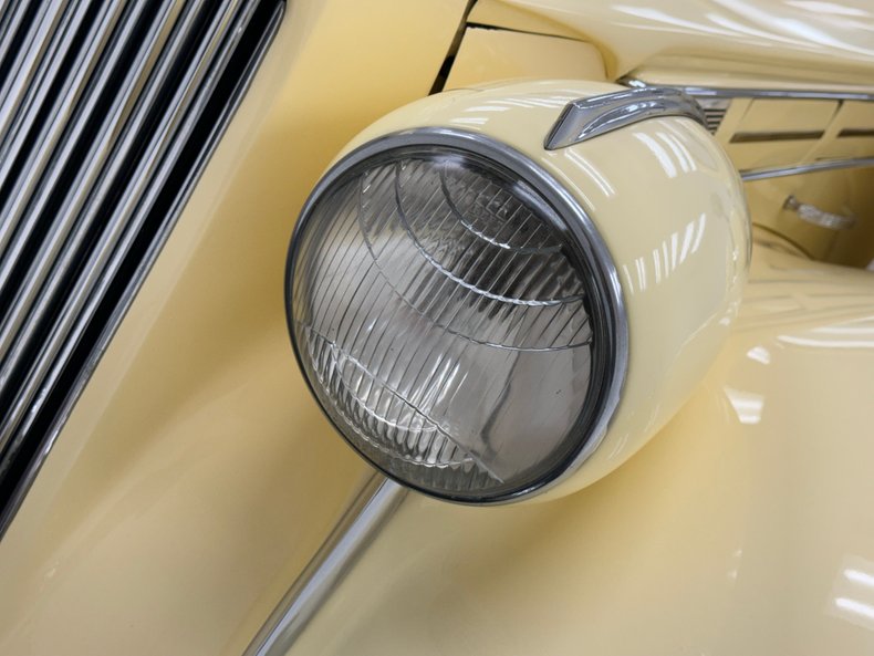 Unknown-Other-1938-Packard-Ivory-Black-18