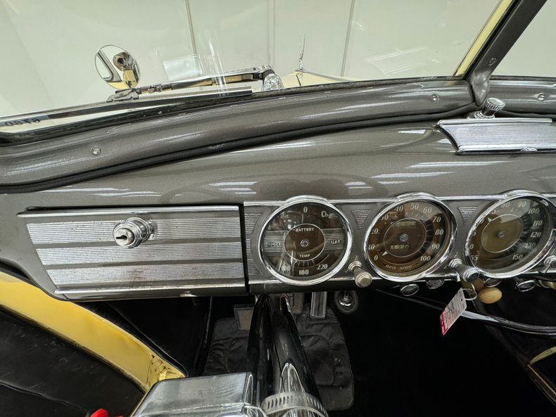 Unknown-Other-1938-Packard-Ivory-Black-42