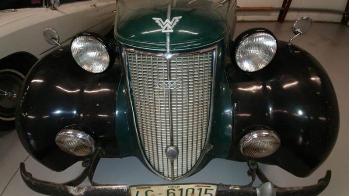 Unknown-Other-1939-Green-Black-1