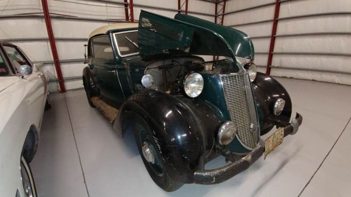 Unknown-Other-1939-Green-Black-4