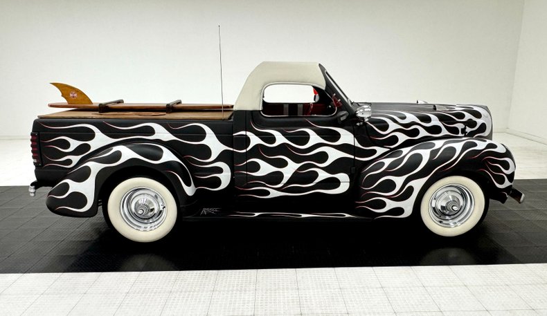 Unknown-Other-1939-Satin-Black-Red-13