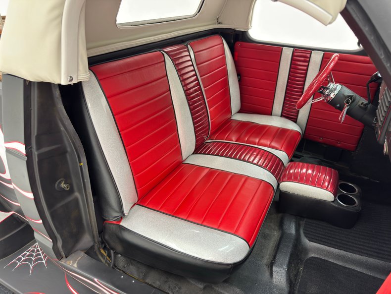 Unknown-Other-1939-Satin-Black-Red-45