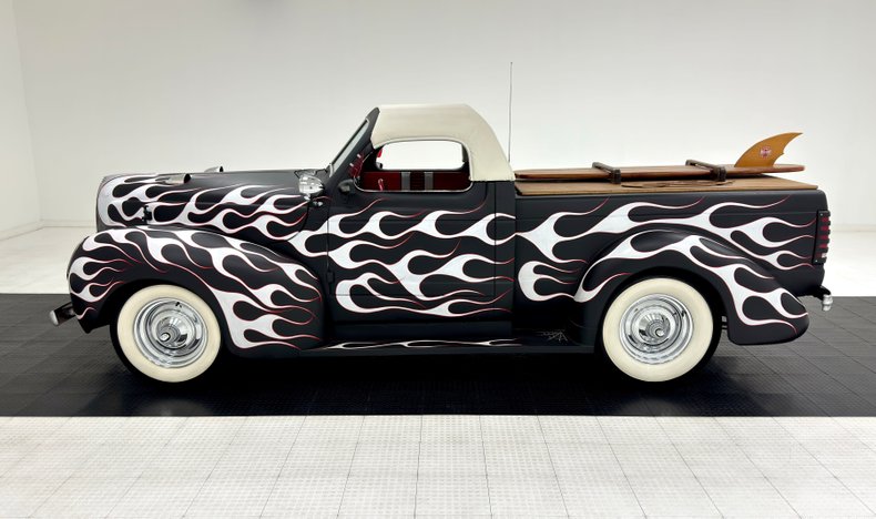 Unknown-Other-1939-Satin-Black-Red