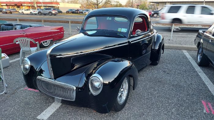 Unknown-Other-1941-Black-Red