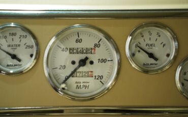 Unknown-Other-1946-Green-Metallic-Cream-34