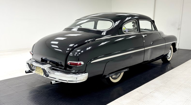Unknown-Other-1949-Black-Dark-Red-3