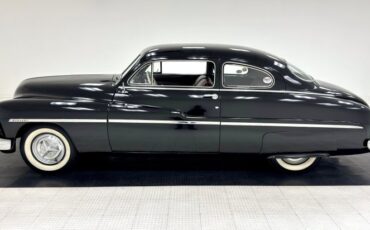 Unknown-Other-1949-Black-Dark-Red