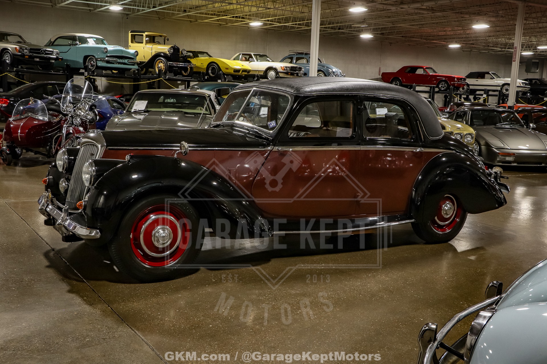 Unknown-Other-1950-Black-BurgundyMaroon