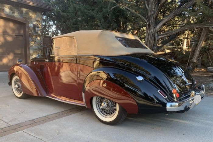 Unknown-Other-1952-BurgundyBlack-Brown-21