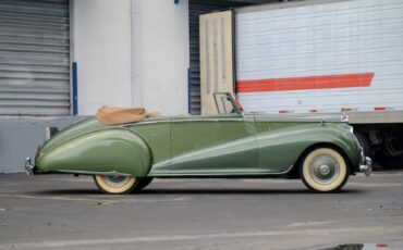 Unknown-Other-1952-Green-Tan-2