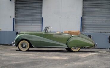 Unknown-Other-1952-Green-Tan-3
