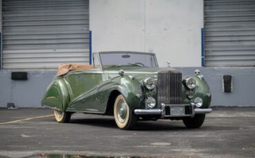Unknown-Other-1952-Green-Tan