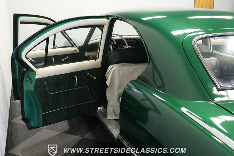 Unknown-Other-1953-Jade-Green-Green-32