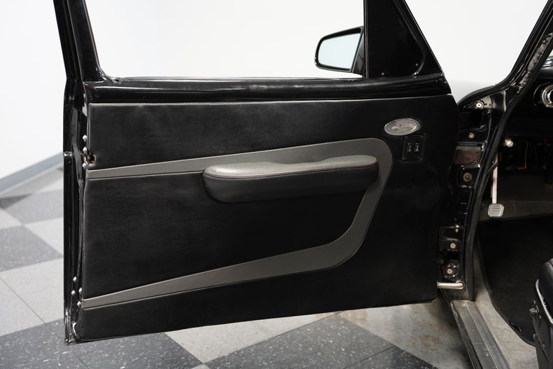 Unknown-Other-1954-Black-Pearl-Black-40