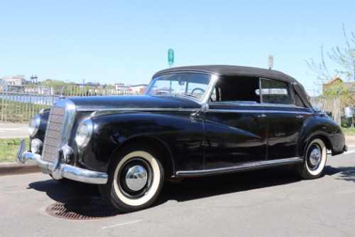 Unknown-Other-1954-Black-Red