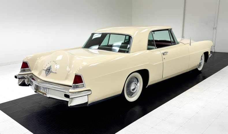Unknown-Other-1956-Cream-White-Deep-Red-3