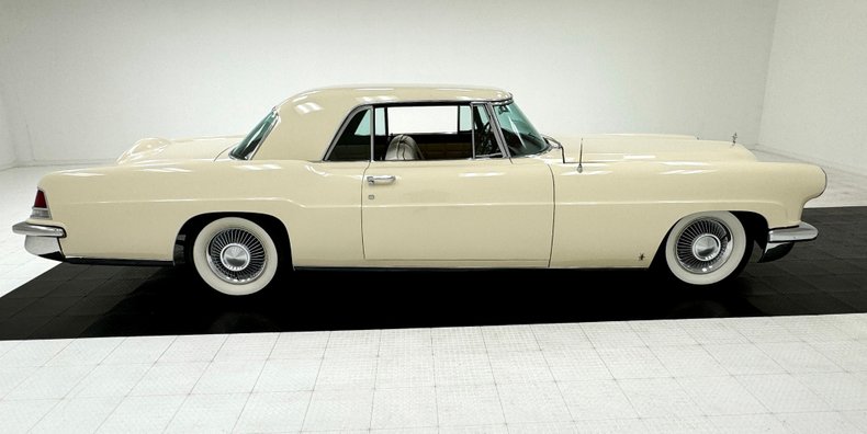 Unknown-Other-1956-Cream-White-Deep-Red-4