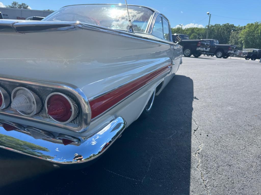 Unknown-Other-1960-White-Red-35