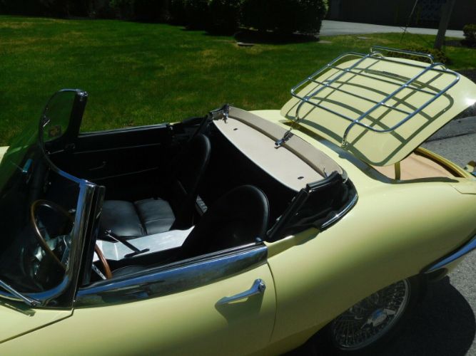 Unknown-Other-1962-Primrose-Yellow-Black-9