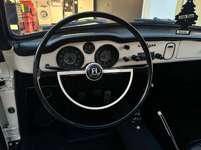 Unknown-Other-1965-Jet-Black-Light-Tan-22