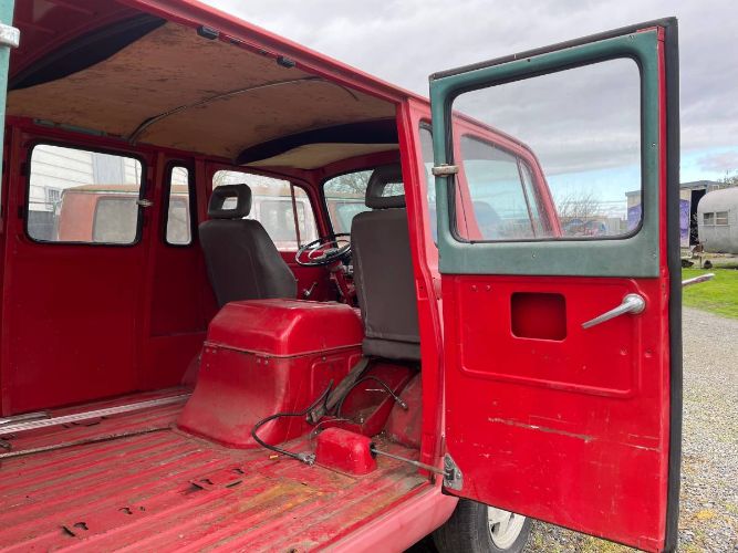 Unknown-Other-1965-Red-10
