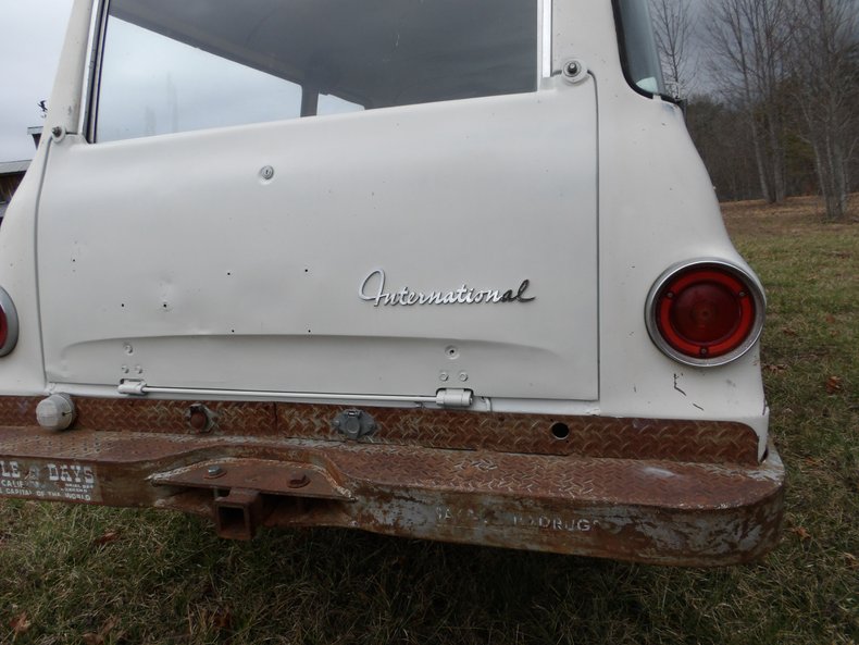 Unknown-Other-1965-White-Green-Dark-36