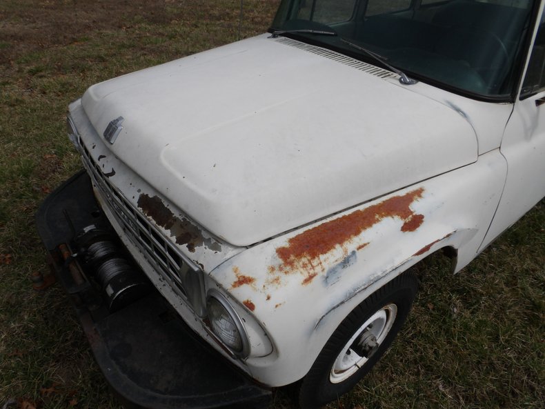 Unknown-Other-1965-White-Green-Dark